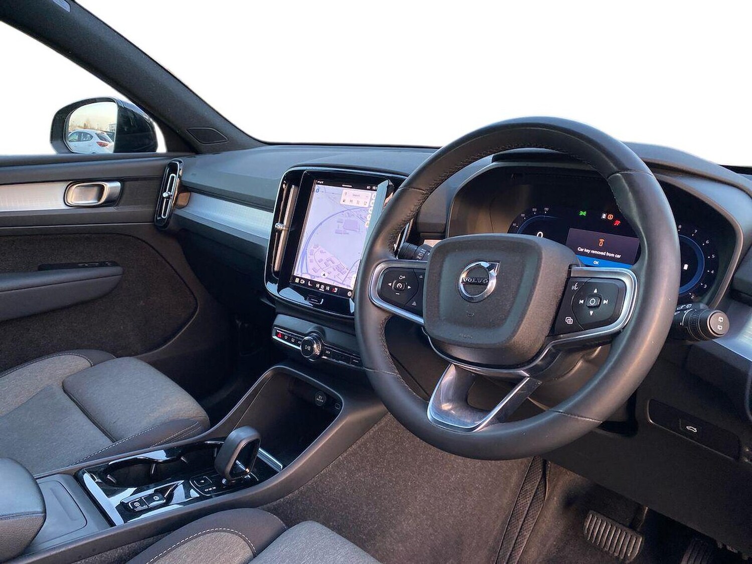 Used Volvo XC40 2024 for sale - 77488944: Photo 15