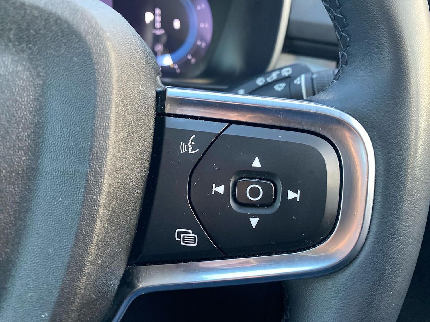 Used Volvo XC40 2024 for sale - 77488944: Photo 26