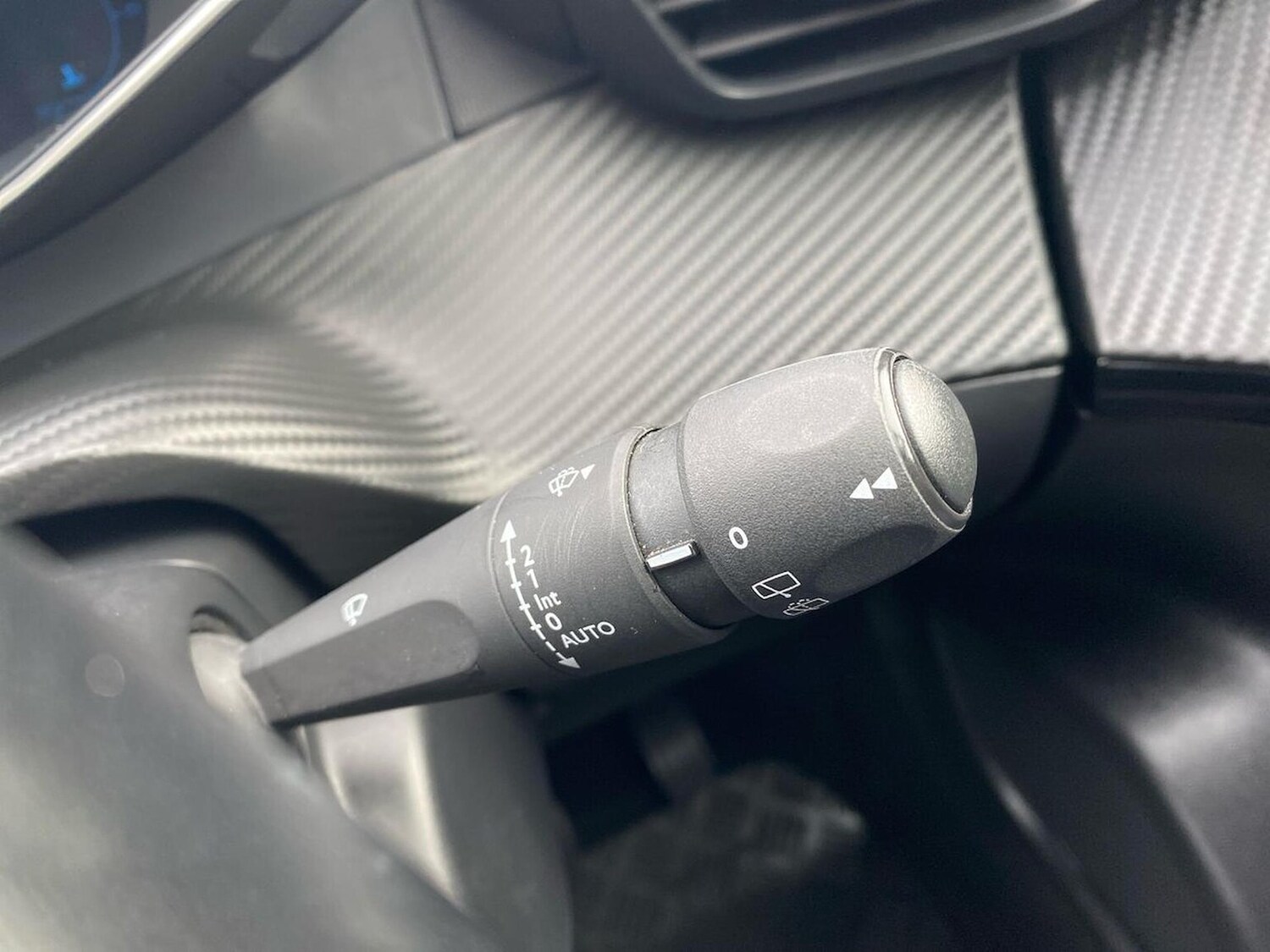 Used Peugeot 2008 2020 for sale - 78193782: Photo 30