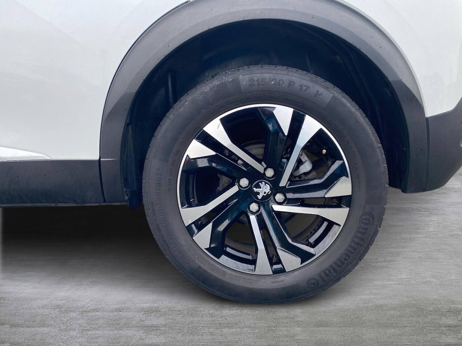 Used Peugeot 2008 2020 for sale - 78193782: Photo 8