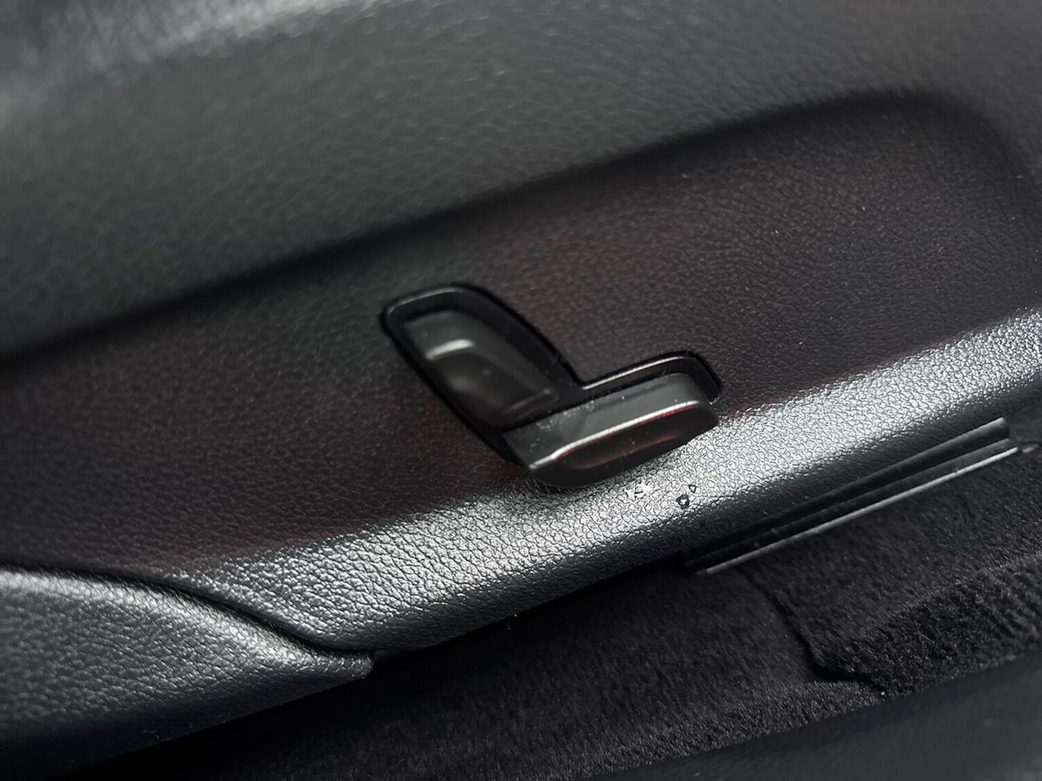 Used Mercedes-Benz C Class 2020 for sale - 76741156: Photo 30