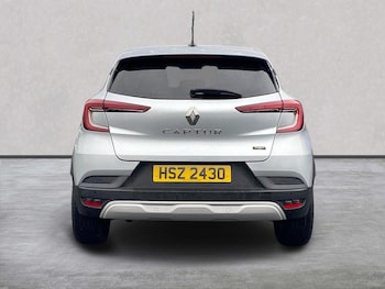 Used Renault Captur 2023 for sale - 79417789: Photo