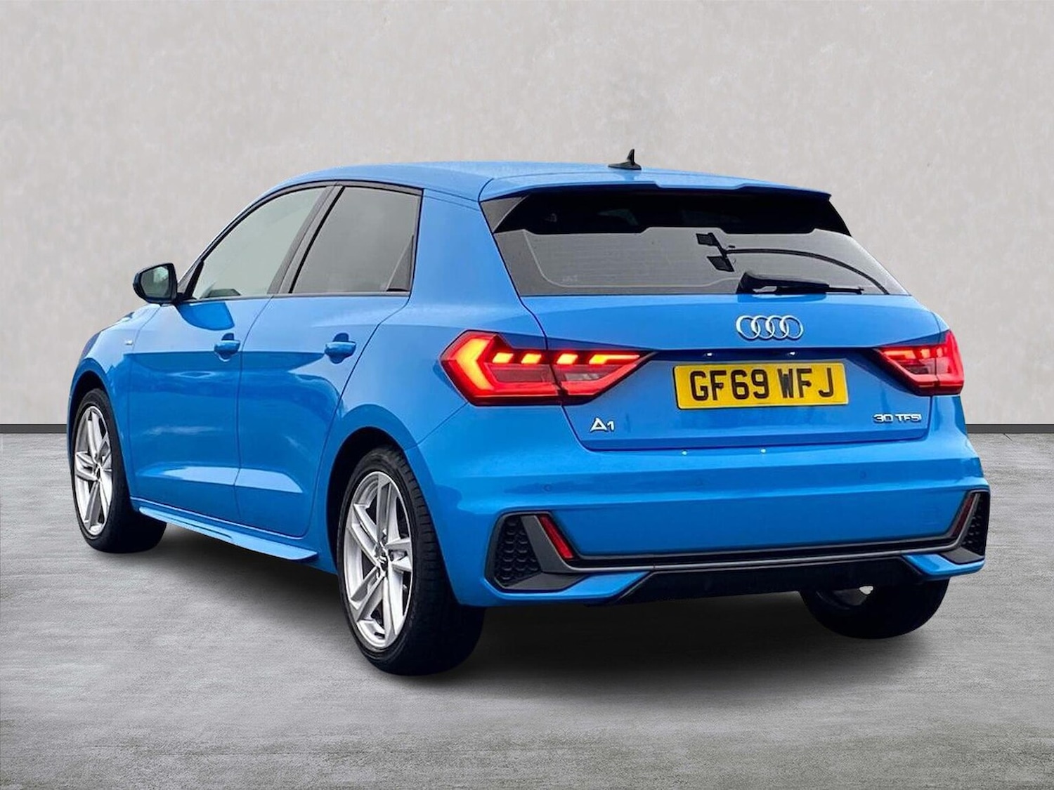 Used Audi A1 2019 for sale - 76725867: Photo 2