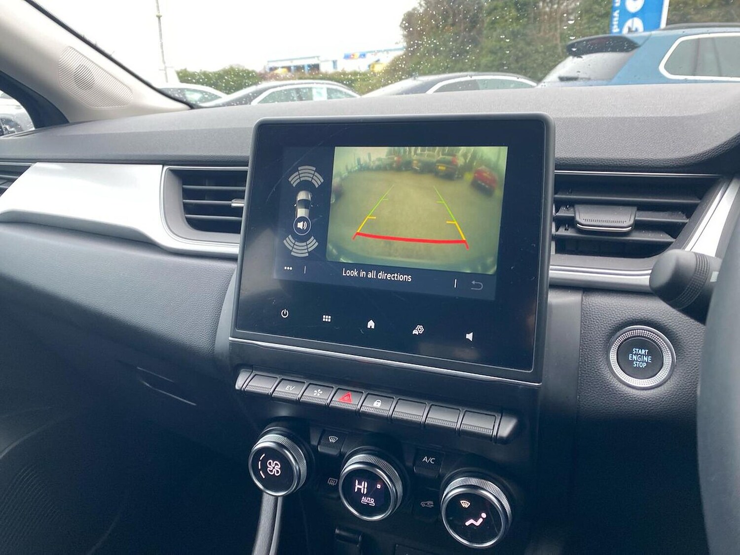 Used Renault Captur 2023 for sale - 78053537: Photo 23