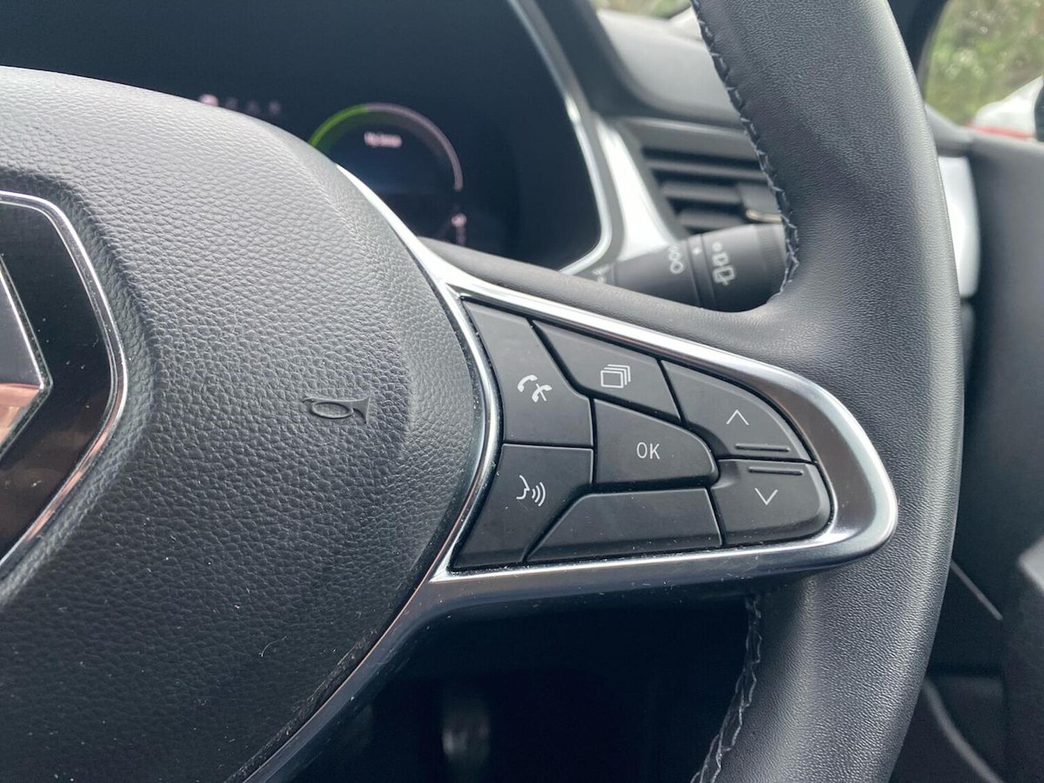 Used Renault Captur 2023 for sale - 78053537: Photo 26