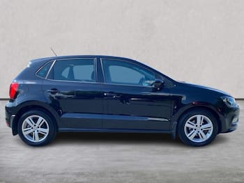 Used Volkswagen Polo 2017 for sale - 79650017: Photo