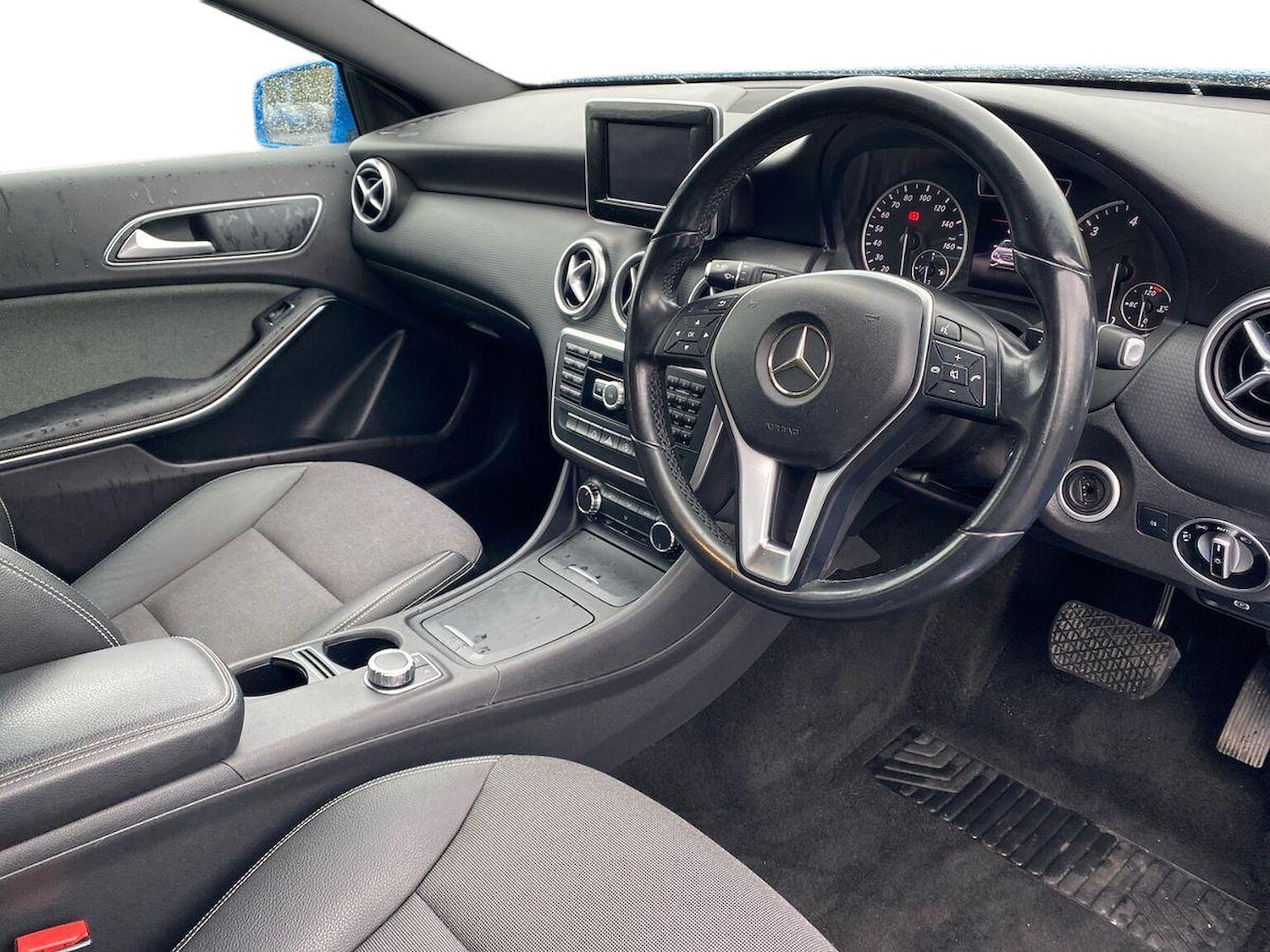 Used Mercedes-Benz A-Class 2015 for sale - 76412515: Photo 15
