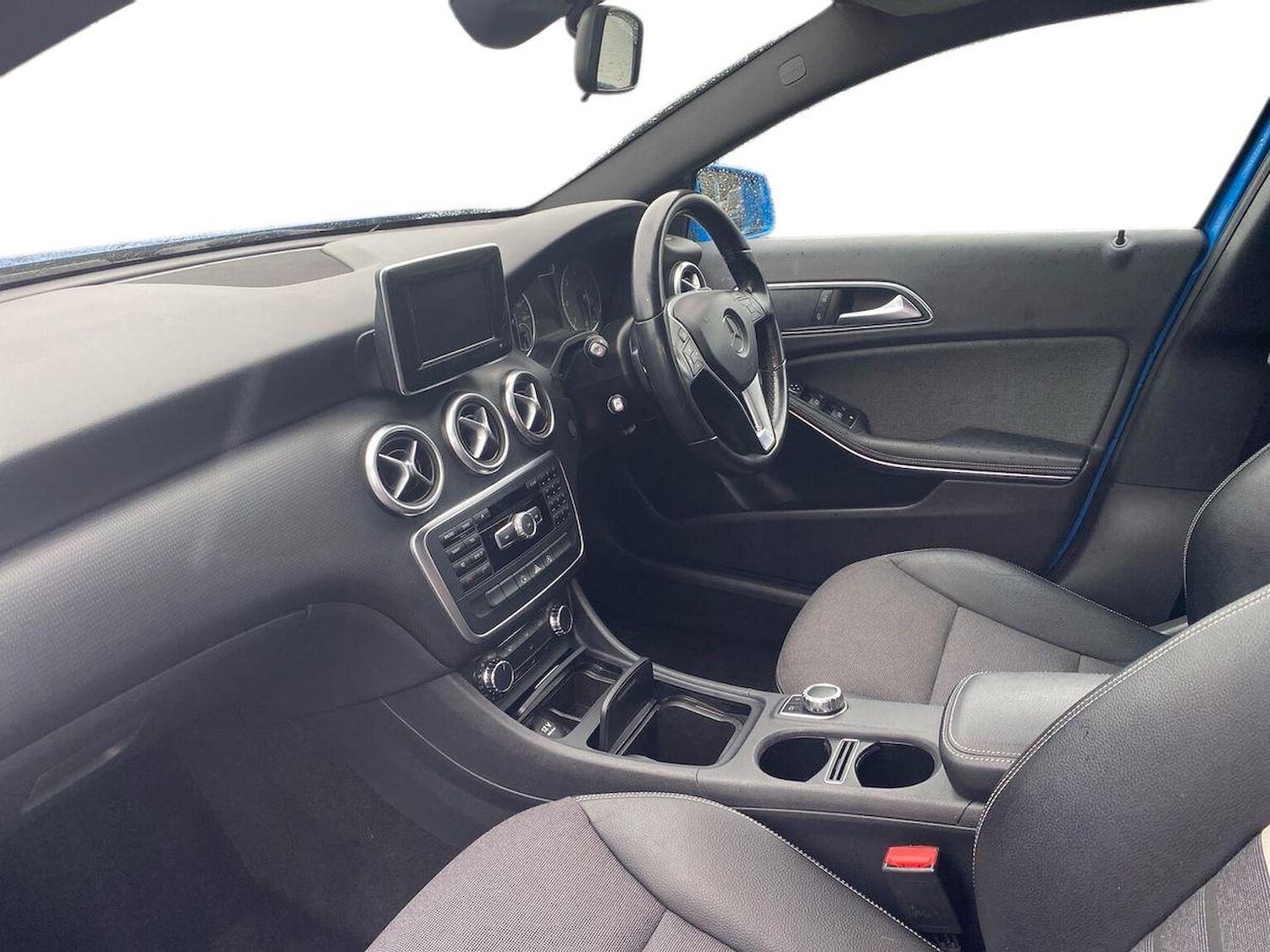 Used Mercedes-Benz A-Class 2015 for sale - 76412515: Photo 7