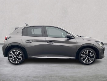 Used Peugeot 208 2022 for sale - 76566530: Photo