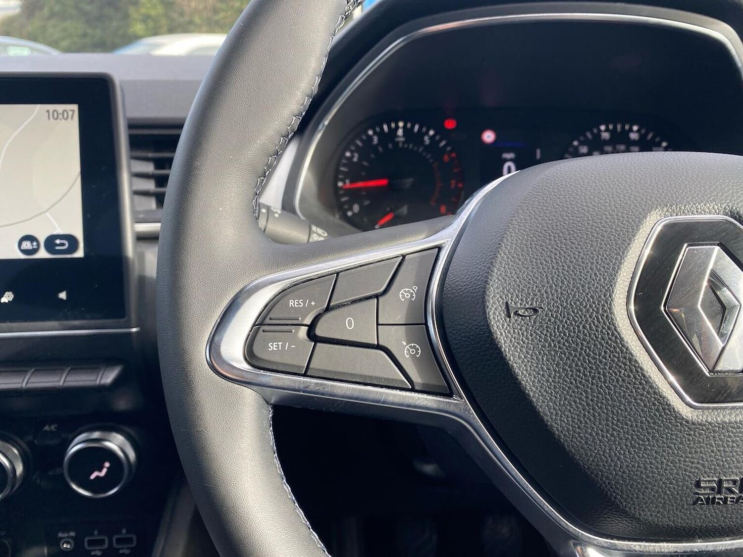 Used Renault Captur 2023 for sale - 78190996: Photo 29