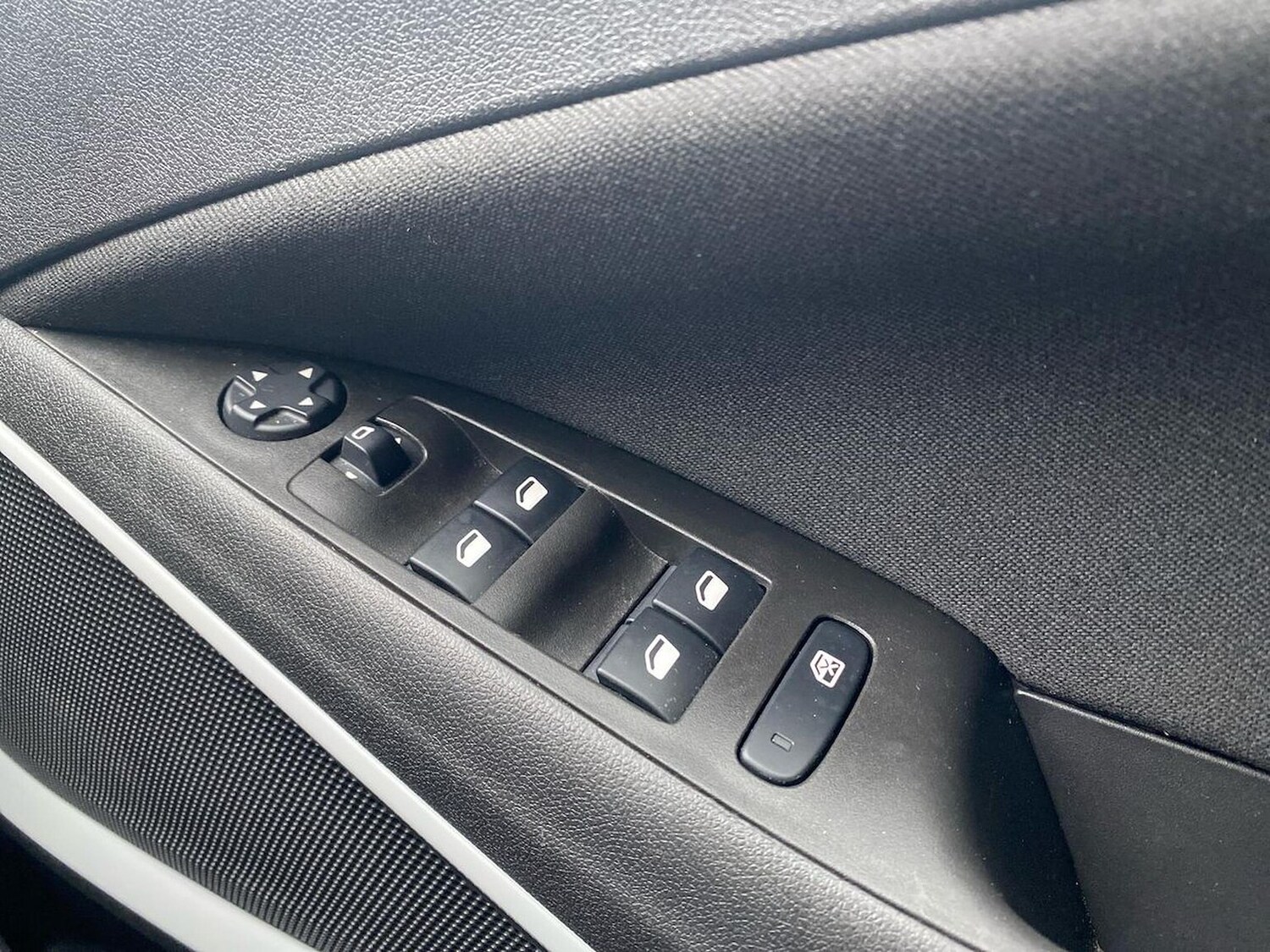 Used Vauxhall Crossland 2021 for sale - 76115473: Photo 21