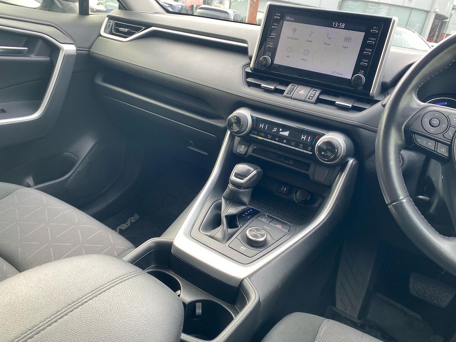 Used Toyota RAV4 2019 for sale - 76566527: Photo 13