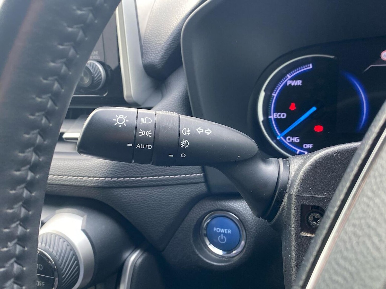 Used Toyota RAV4 2019 for sale - 76566527: Photo 29