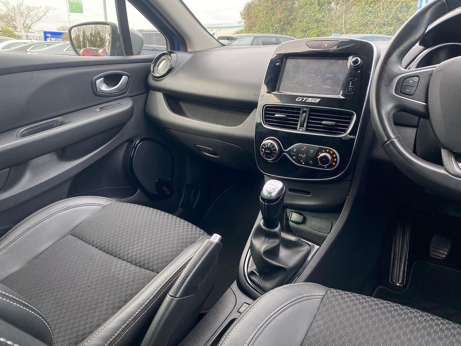 Used Renault Clio 2018 for sale - 78193677: Photo 15