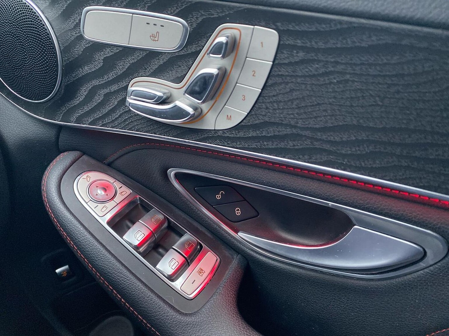 Used Mercedes-Benz C Class 2019 for sale - 76663777: Photo 21