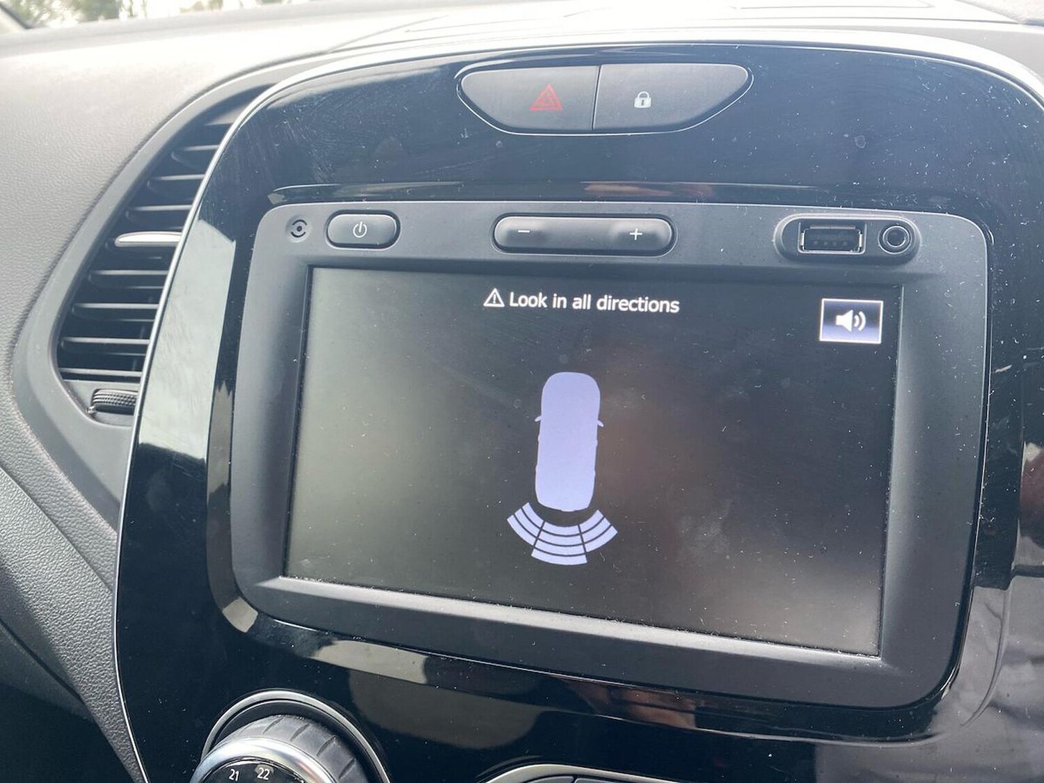 Used Renault Captur 2019 for sale - 78193570: Photo 25