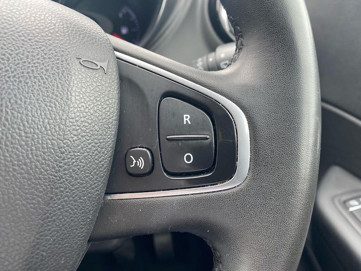 Used Renault Captur 2019 for sale - 78193570: Photo 27