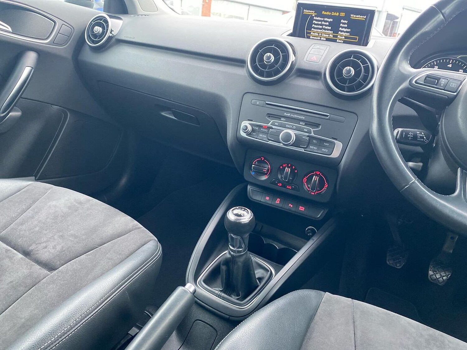 Used Audi A1 2016 for sale - 76570974: Photo 13