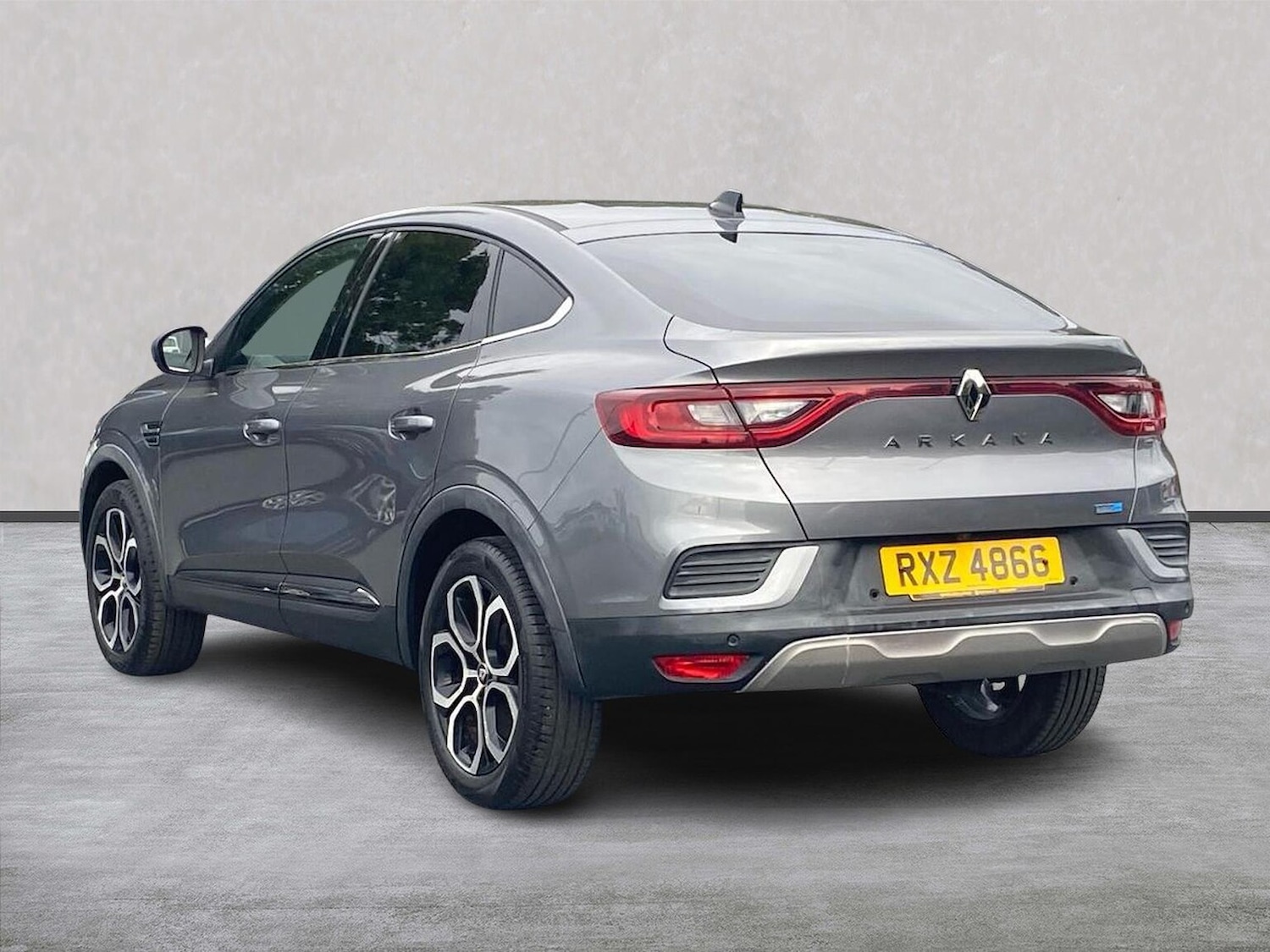 Used Renault Arkana 2022 for sale - 76324571: Photo 2