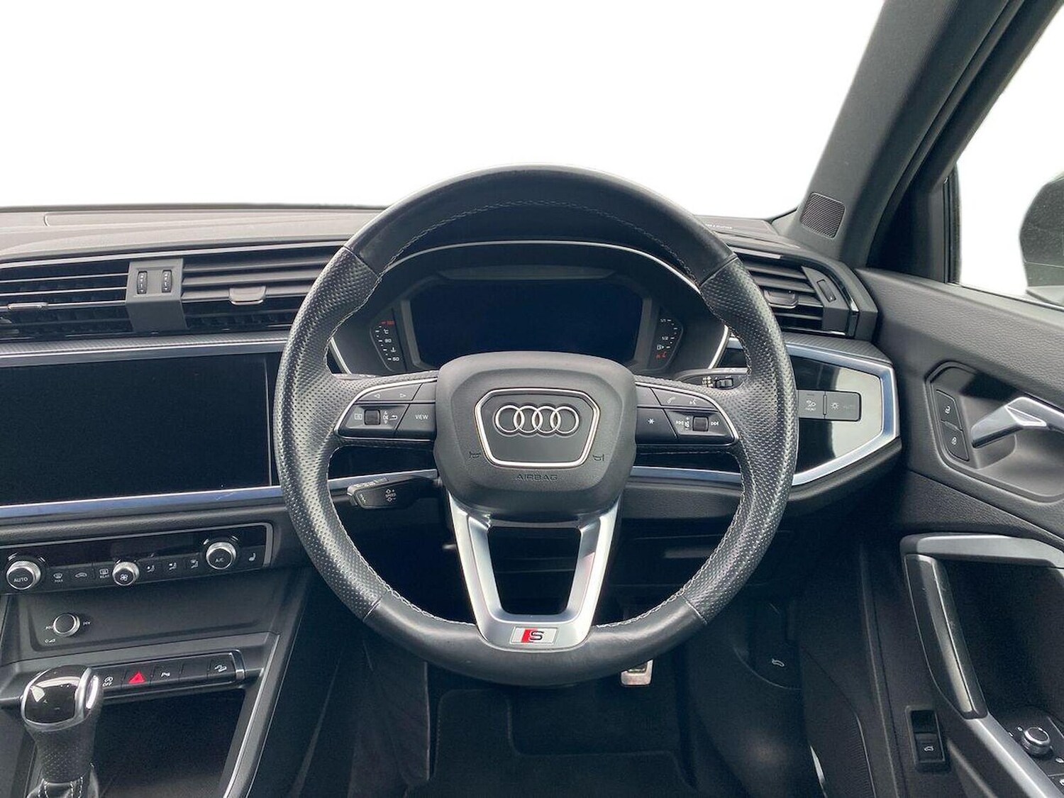 Used Audi Q3 2021 for sale - 78193745: Photo 11