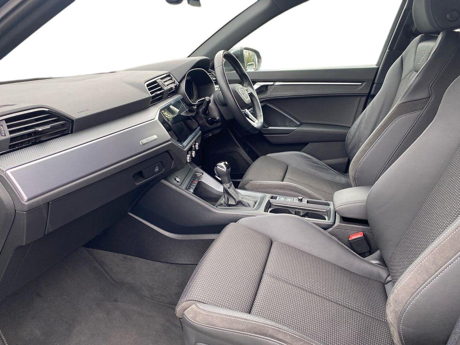 Used Audi Q3 2021 for sale - 78193745: Photo 9