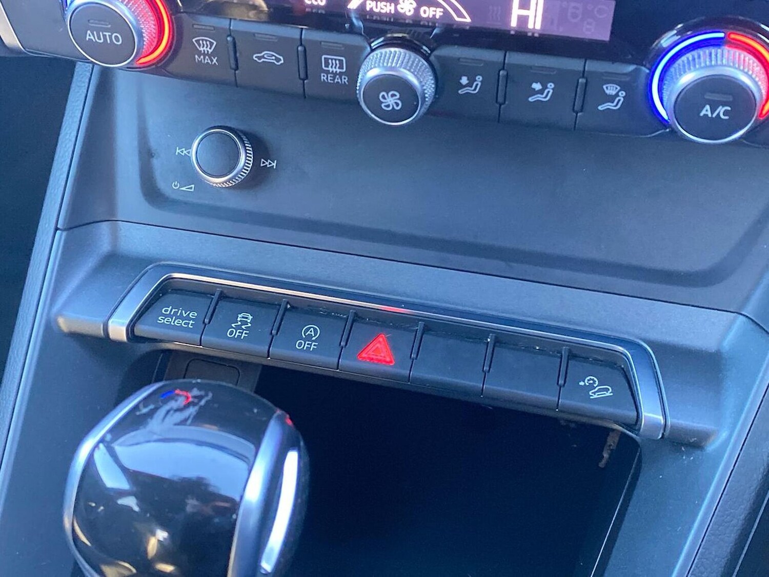 Used Audi Q3 2020 for sale - 78192529: Photo 24