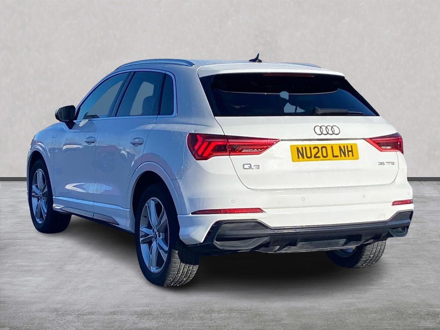 Used Audi Q3 2020 for sale - 78192529: Photo 4