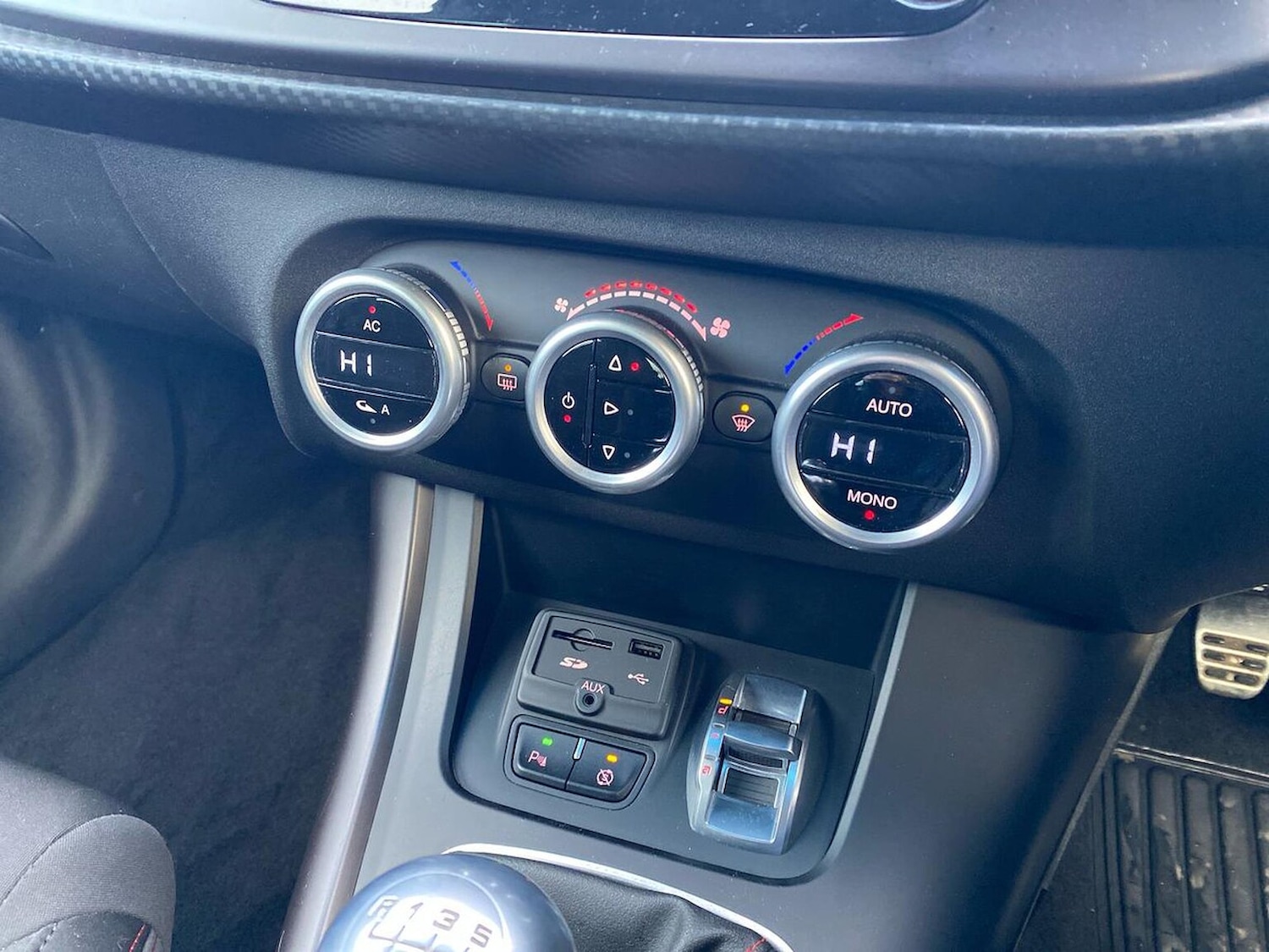 Used Alfa Romeo Giulietta 2016 for sale - 76904993: Photo 12