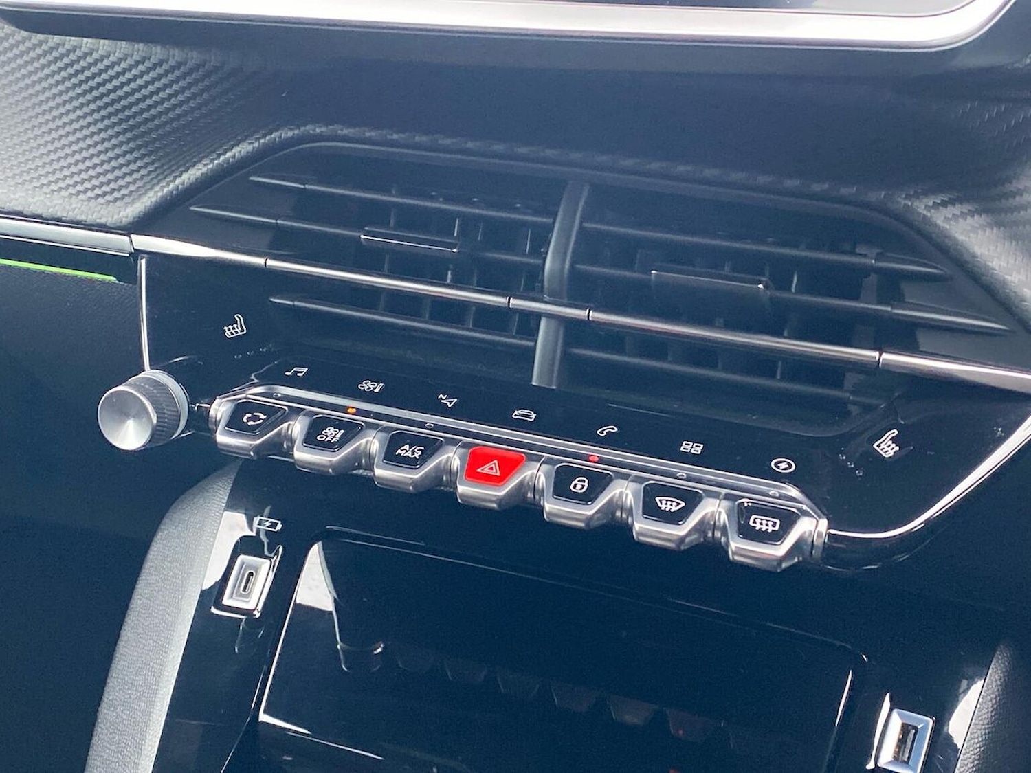 Used Peugeot 2008 2022 for sale - 77872143: Photo 22