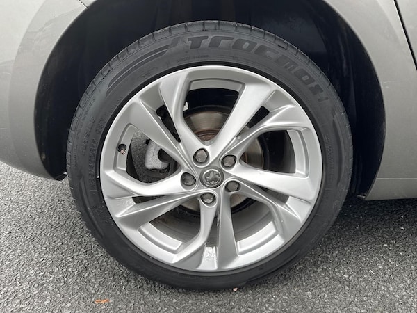 Used Vauxhall Astra 2017 for sale - 76305381: Photo 6