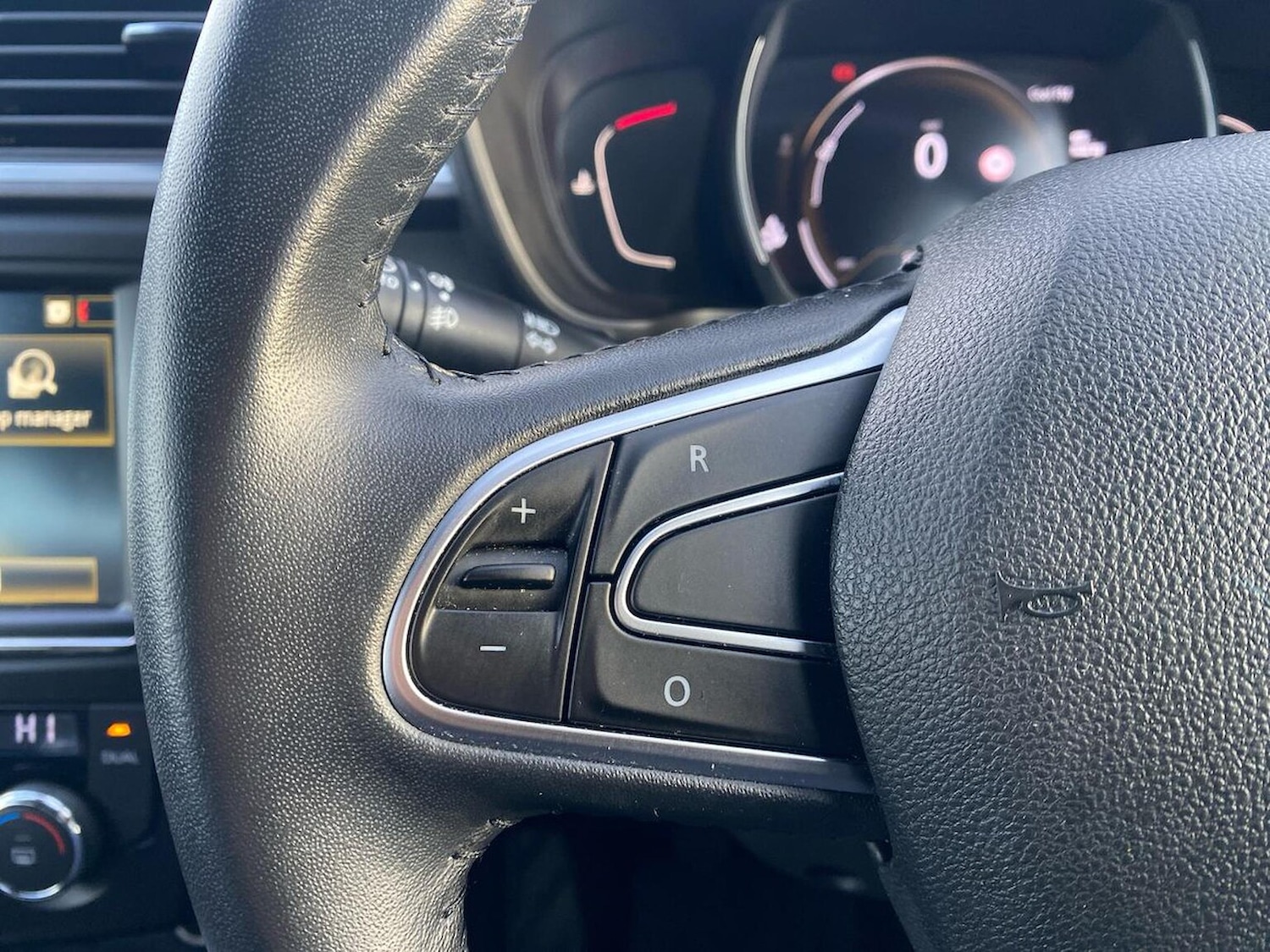 Used Renault Kadjar 2018 for sale - 77984027: Photo 27