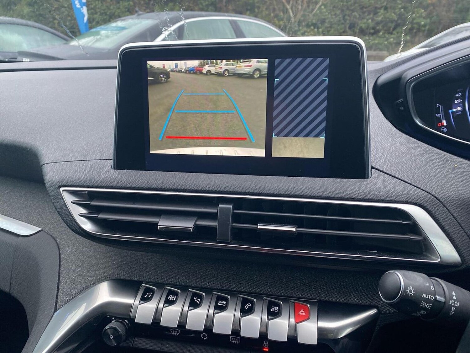 Used Peugeot 5008 2020 for sale - 76957548: Photo 23