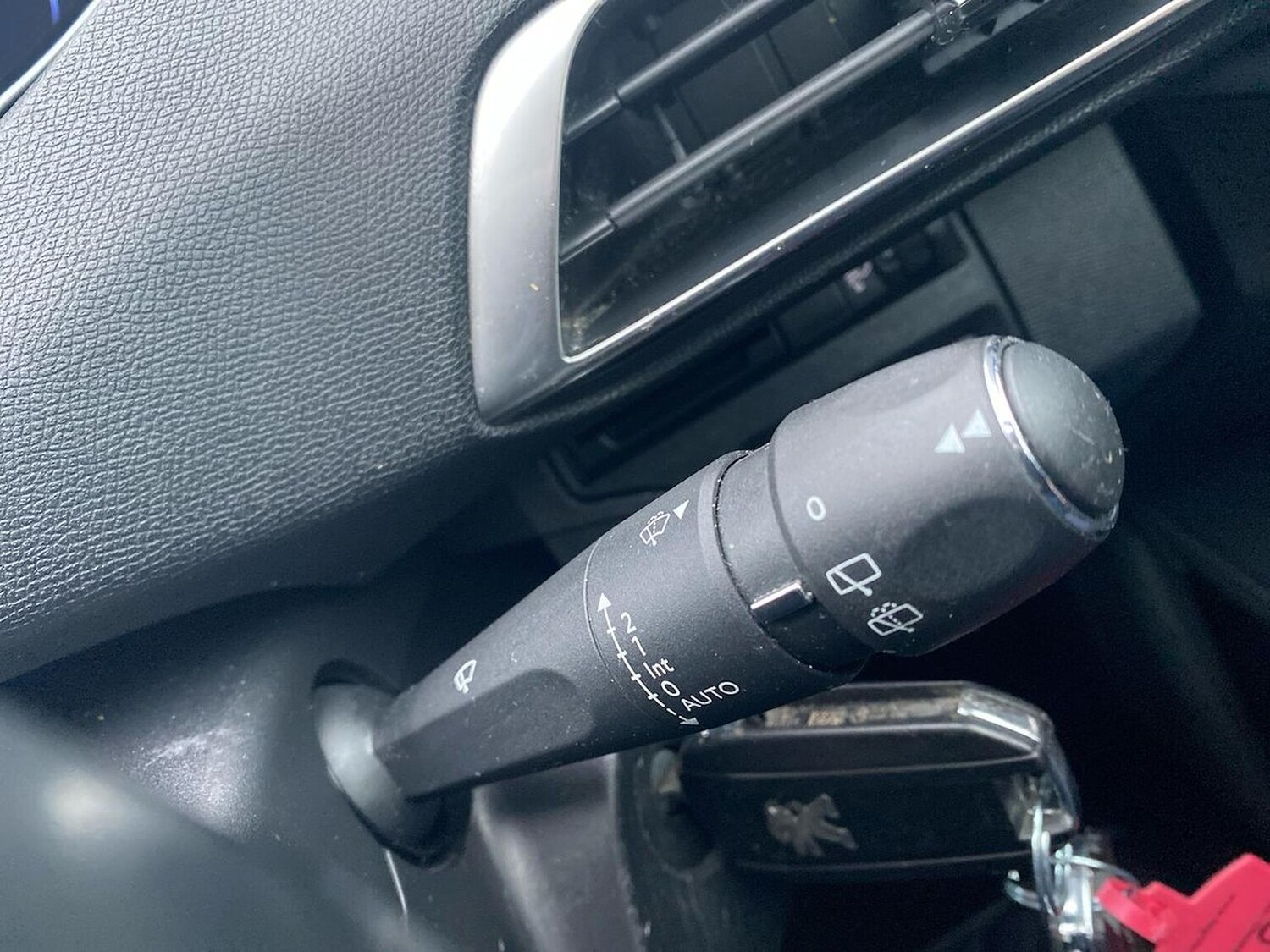 Used Peugeot 5008 2020 for sale - 76957548: Photo 28