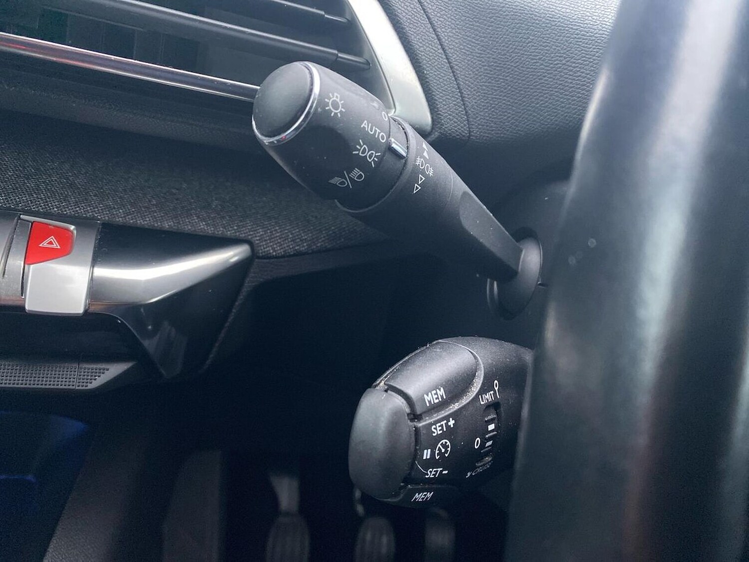 Used Peugeot 5008 2020 for sale - 76957548: Photo 29