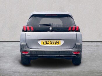Used Peugeot 5008 2020 for sale - 76957548: Photo