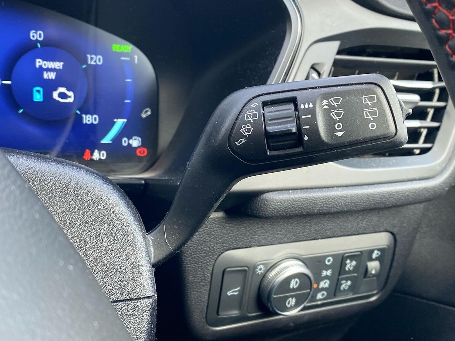 Used Ford Kuga 2023 for sale - 78192568: Photo 30