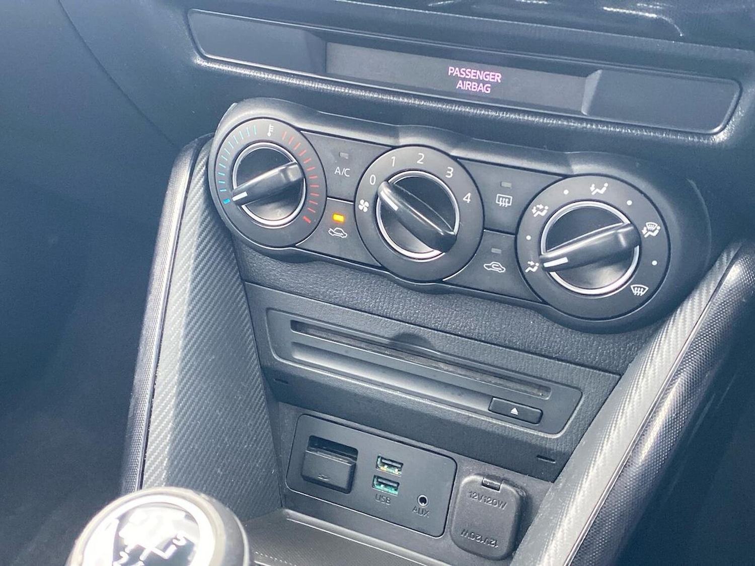 Used Mazda Mazda2 2016 for sale - 77818235: Photo 12