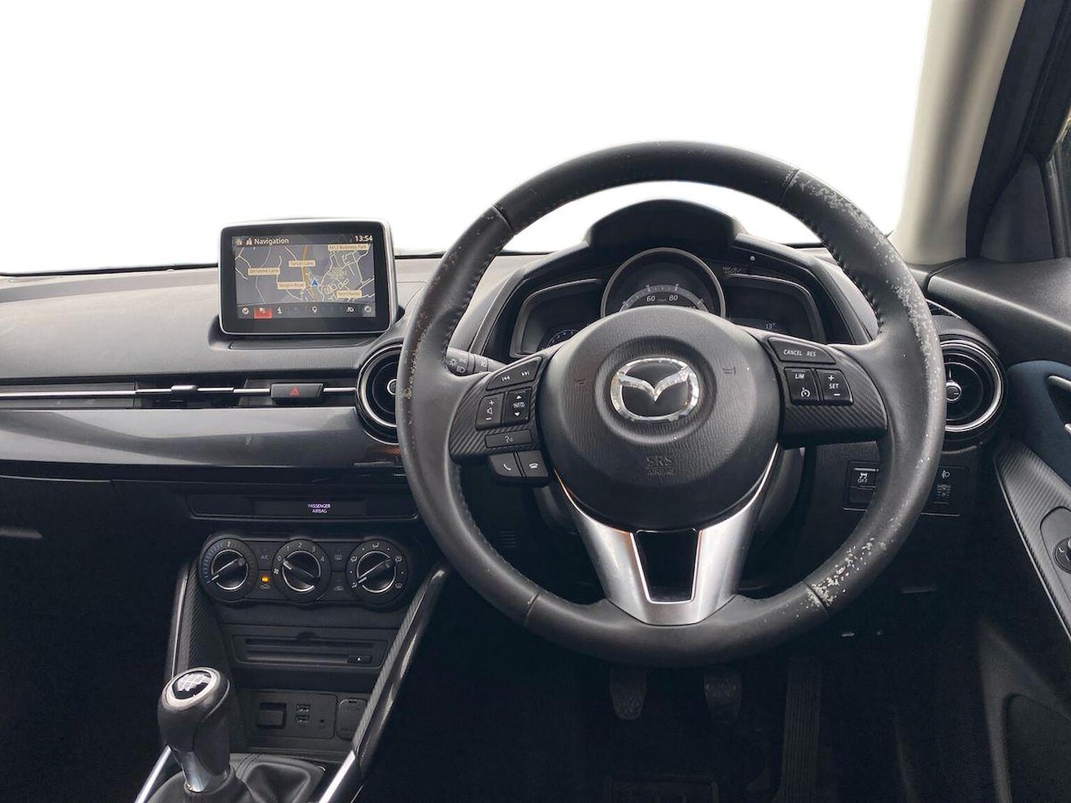 Used Mazda Mazda2 2016 for sale - 77818235: Photo 9