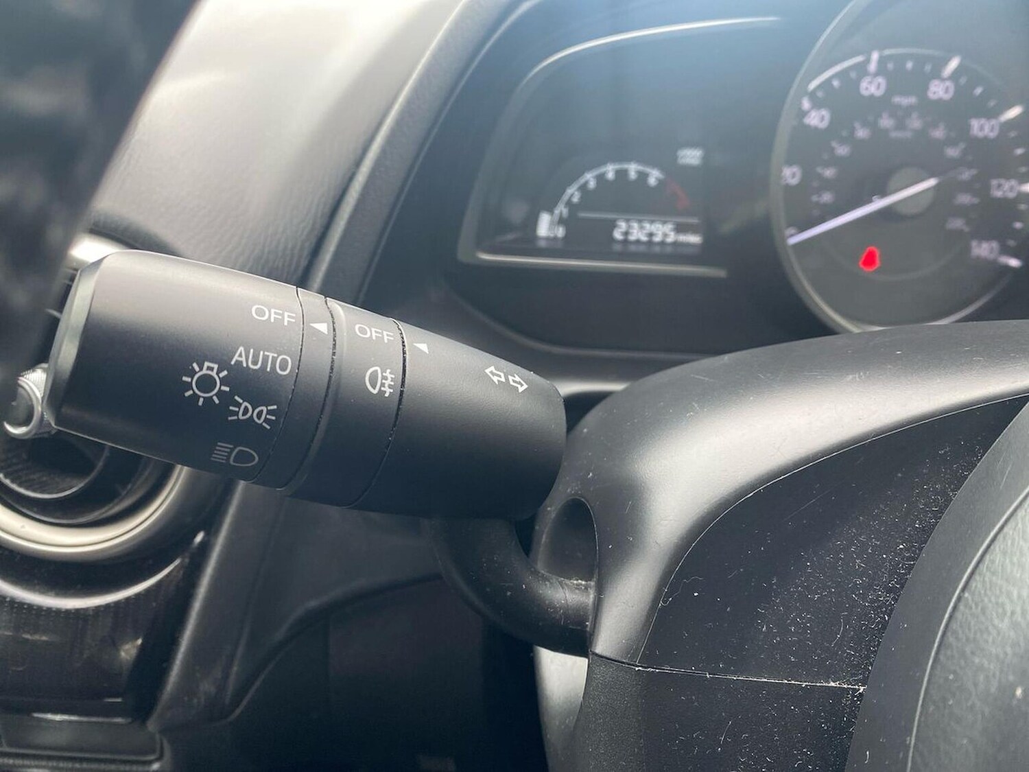 Used Mazda Mazda2 2023 for sale - 78193729: Photo 30