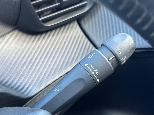 Used Peugeot 208 2022 for sale - 76243159: Photo 28