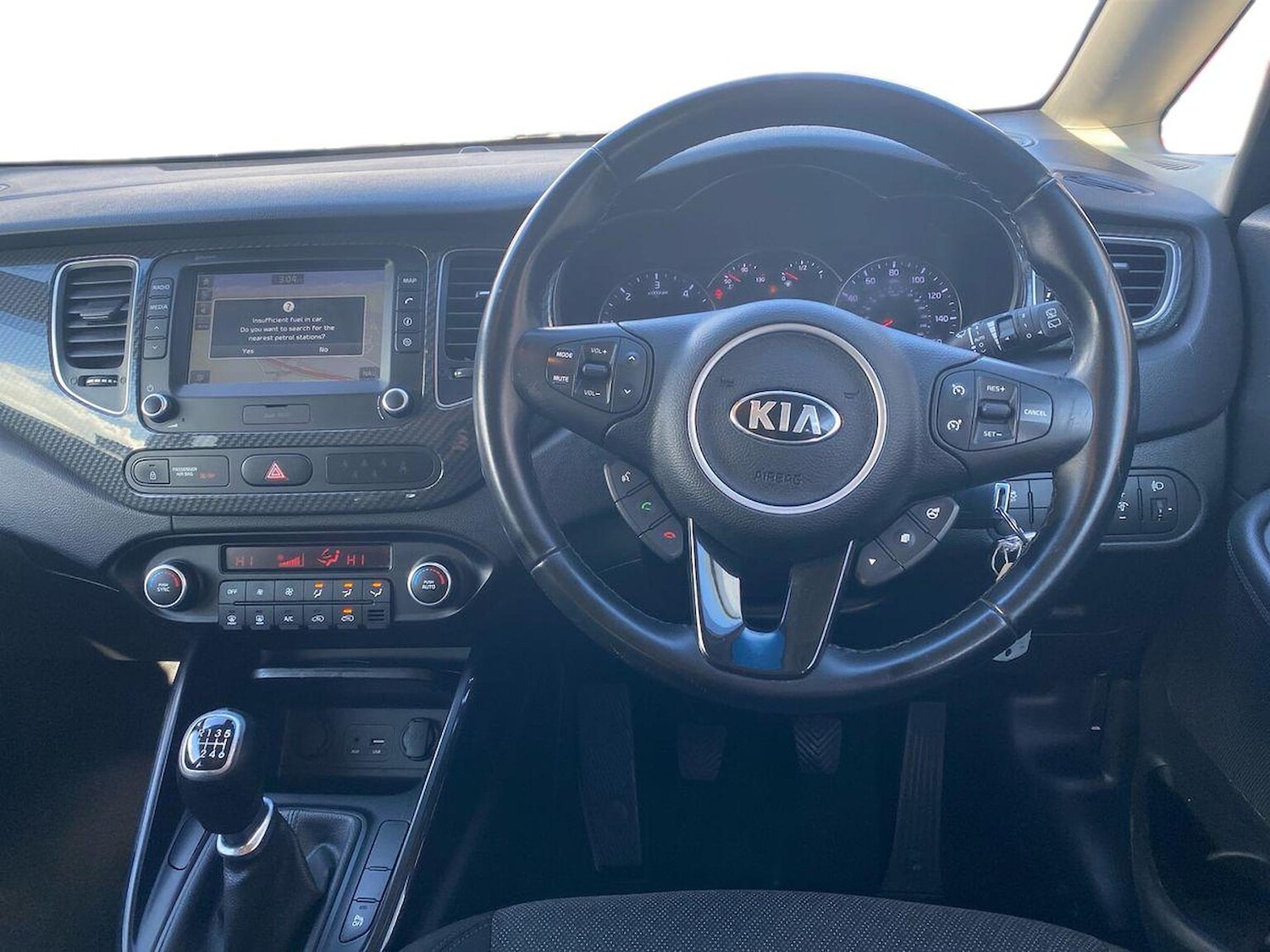 Used Kia Carens 2017 for sale - 78183059: Photo 11