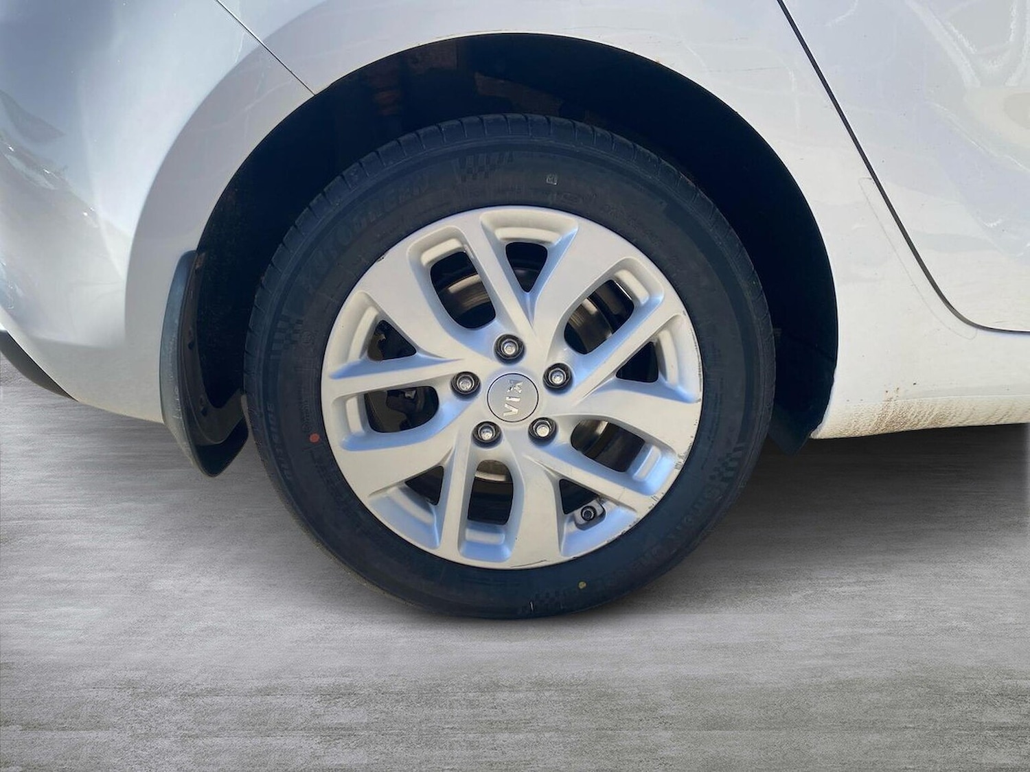 Used Kia Carens 2017 for sale - 78183059: Photo 8