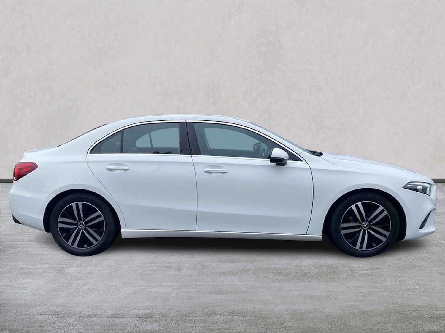 Used Mercedes-Benz A-Class 2021 for sale - 77901644: Photo 3