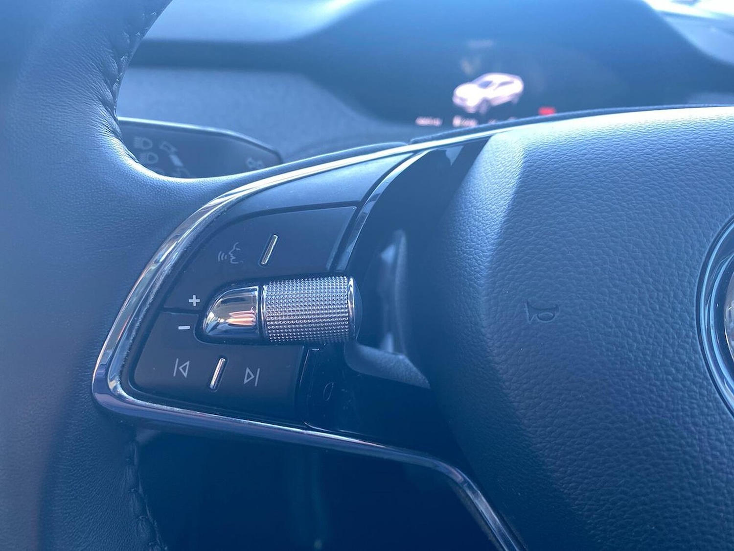 Used Skoda Enyaq 2023 for sale - 76305387: Photo 27