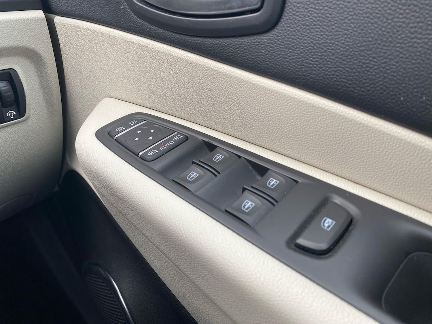 Used Renault Captur 2020 for sale - 76594653: Photo 21