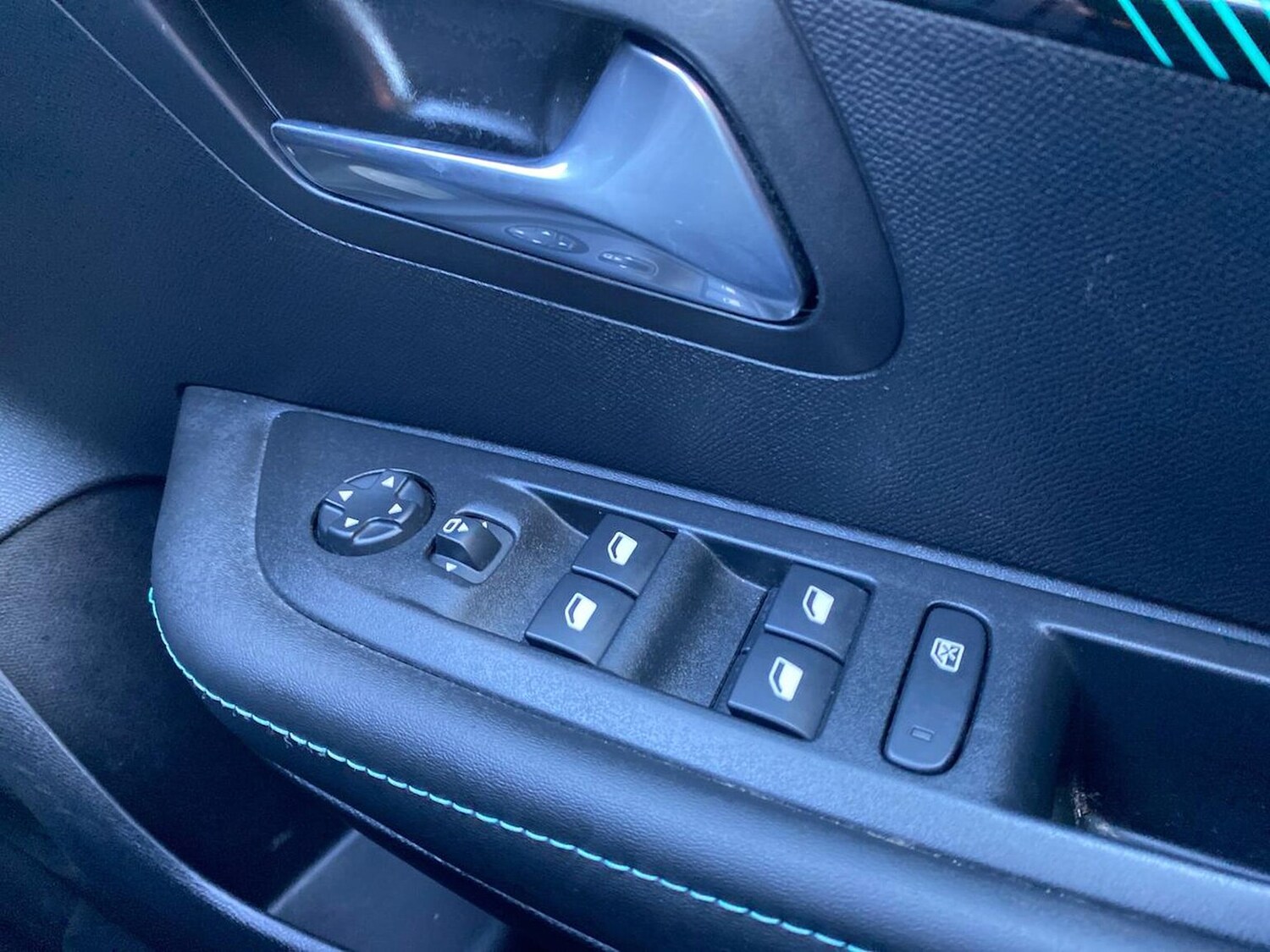 Used Peugeot 208 2023 for sale - 78193617: Photo 23