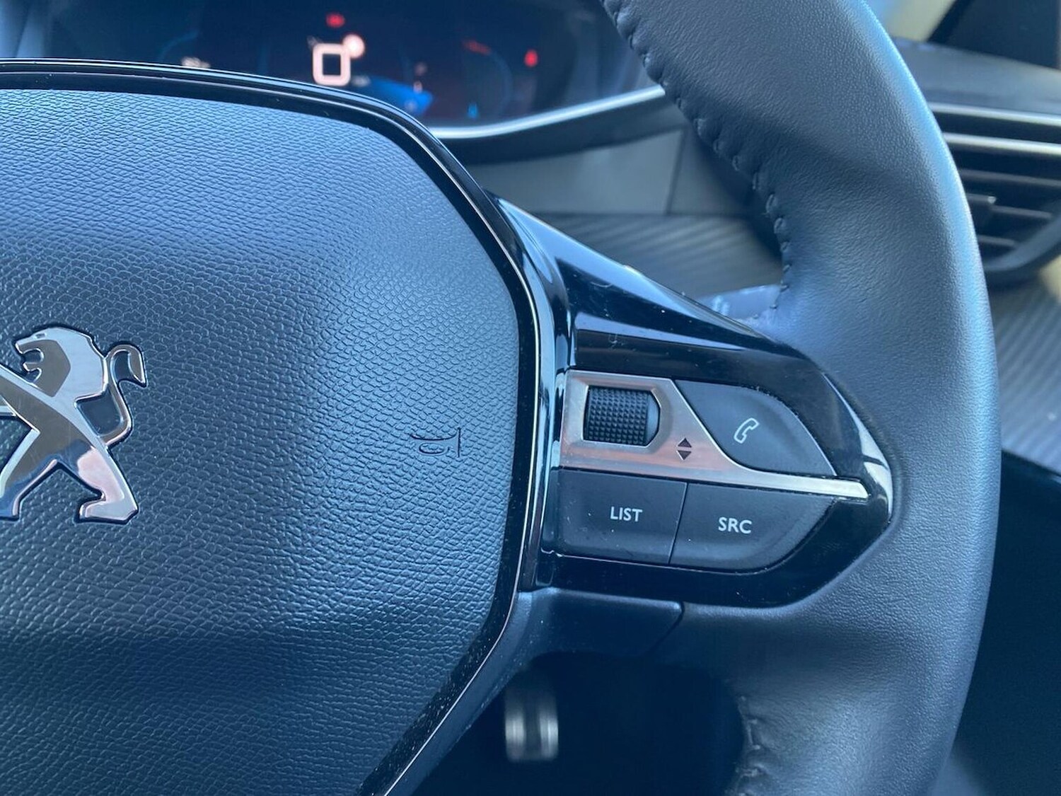 Used Peugeot 208 2023 for sale - 78193617: Photo 28