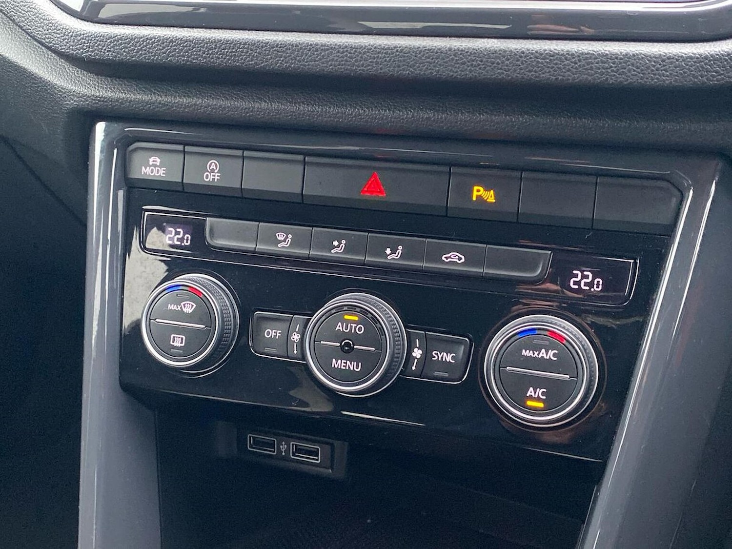 Used Volkswagen T-Roc 2020 for sale - 77024248: Photo 12