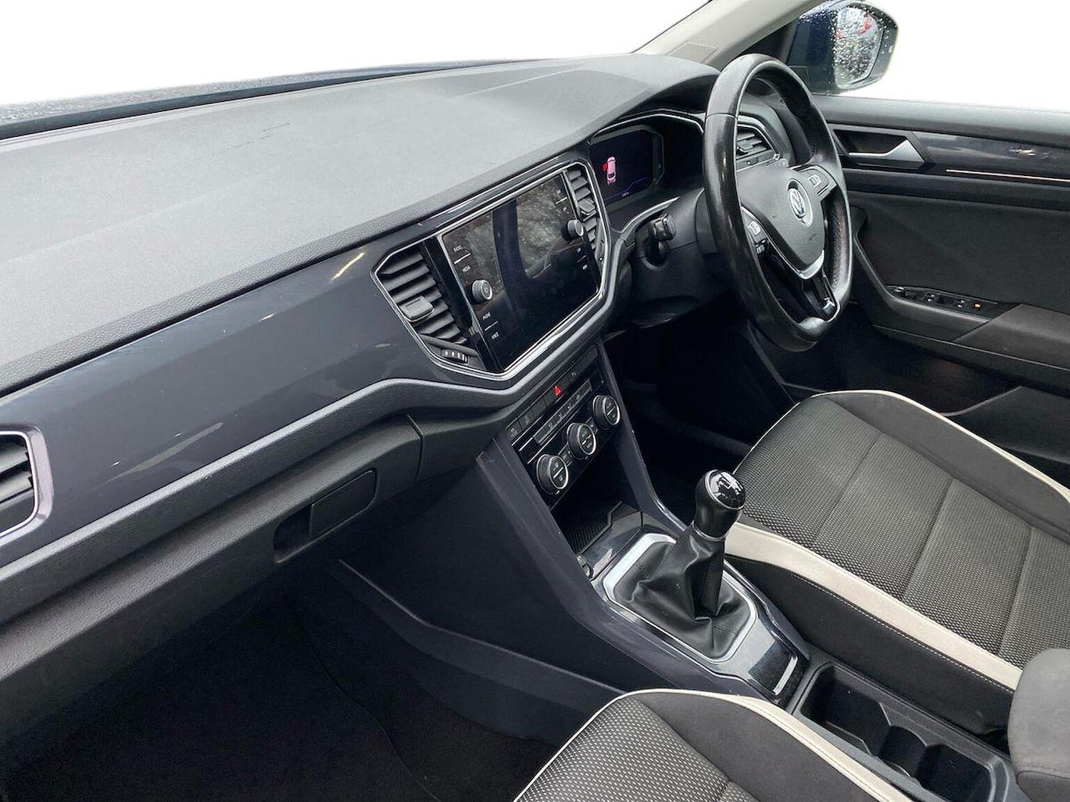 Used Volkswagen T-Roc 2020 for sale - 77024248: Photo 7