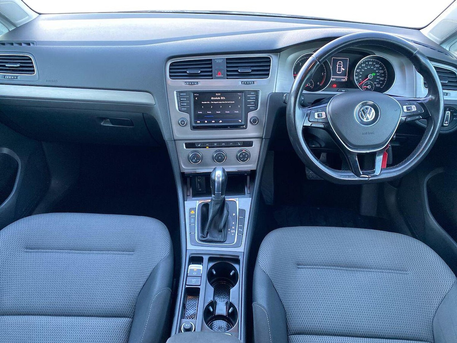 Used Volkswagen Golf 2016 for sale - 76566529: Photo 8